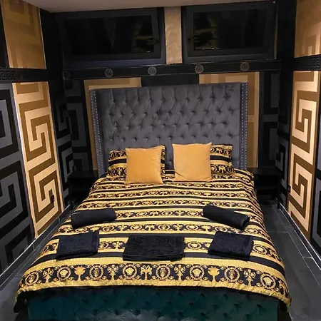 Versace *